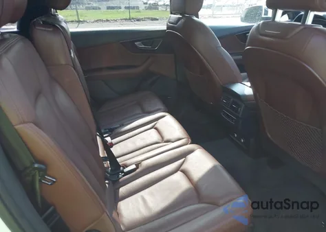 2018 Audi Q7 3.0T Premium from USA, damaged, VIN WA1LAAF71JD043657